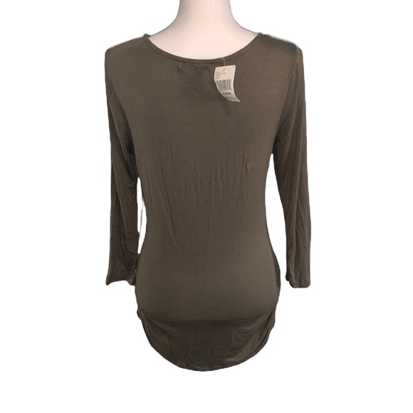 Almost Famous Cutout Top Size XL - Picture 5 of 10